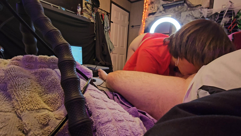 Funhousewife69: Feeds Me His Cock Till He Cumms Down My Throat