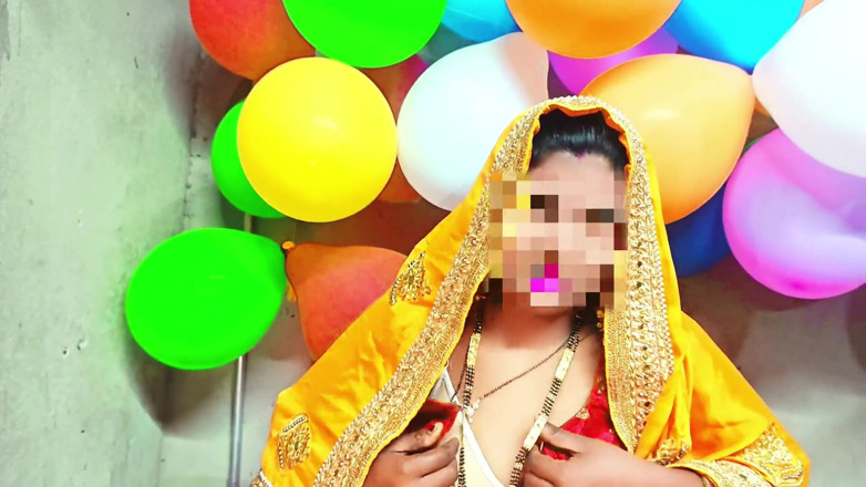 Bangala bhabhi: 수하그라트 섹스 비디오