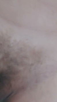 Pizda unei brunete excitate