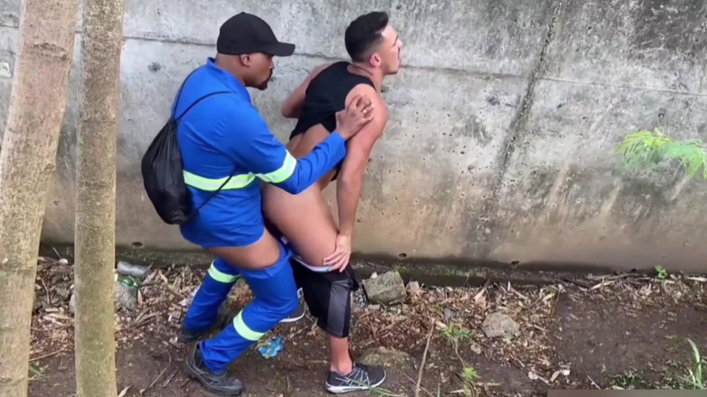 TheBlacKHunterr: 일꾼과 그의 조력자