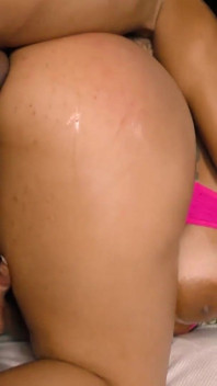 Victoria Dias, with Her Big Butt, Wanted Dpa and Called on One of the Lucky Ones to Fulfill Her Wish.
