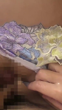 Sapatos de Meia Trazem uma Mulher Casada Copa G para Ejaculação Interna - Tsukino 30 Anos