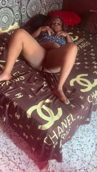 Une femme infidèle se fait baiser