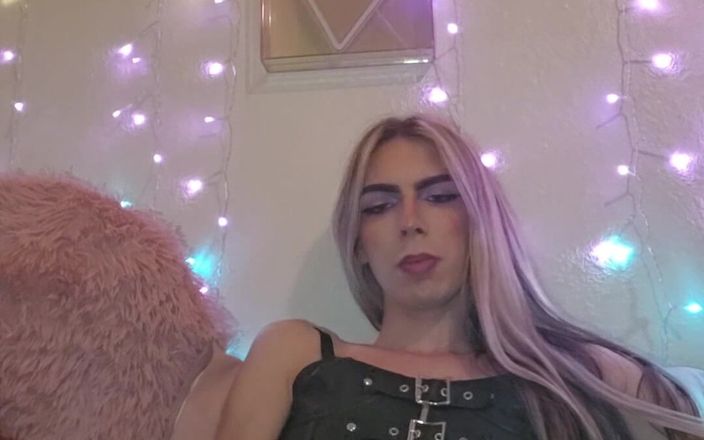 NotYourTransBaby: Dacă îți place să fii un băiat bun pentru mama vitregă,...