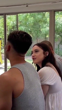 Bts bubble butt Maximus kelly prima che lui scopa lo stallone latino Juan lucas e la latina Luna Lopez!