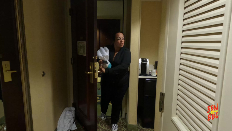 Shaundam: Do You Need Some Towels