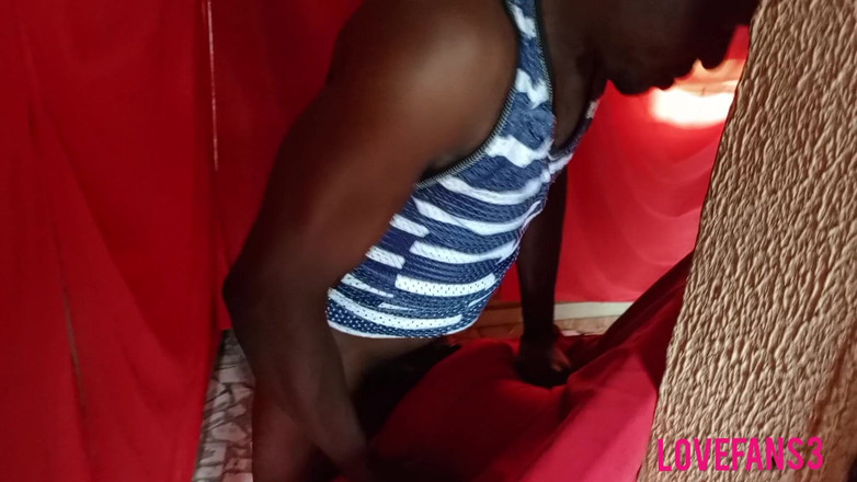 Moviesporn1: Tento Valentýn je pro velkou krásu pohledný černý kráska