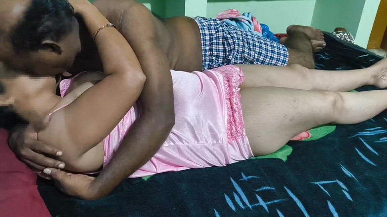 Sexy sindu: Sindu Bhabhi nejlepší detailní sex