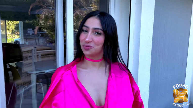 Porno Baguette: Didi, with Her Big Boobs, Get Fucked by Two Cocks