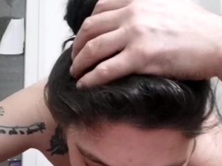 Akasha7: Quente milf facefuck! Boquete desleixado e porra no meu rosto