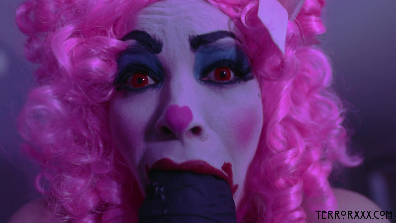 TerrorXXX: Nachtmerrie clown met Dana Vespoli, Dana Dearmond