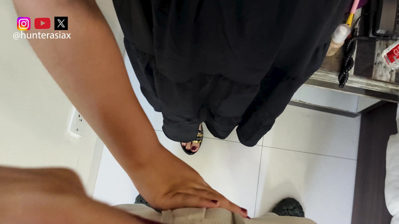 hunter Asia: Teman wanita submisif saya tidak pernah mengecewakan saya