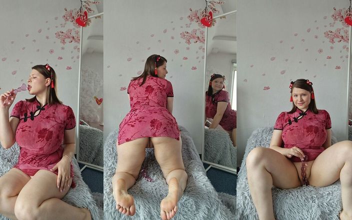 Tina Angel: Скляний ділдо трахається під вишневим цвітом