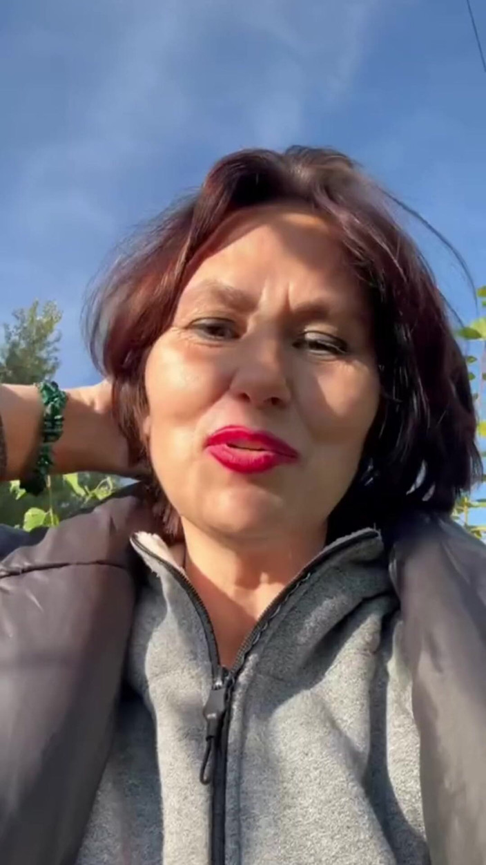 ANGELA_LADY: Volevo Pisciare E Sono Andato Nel Bosco, E Lì La...