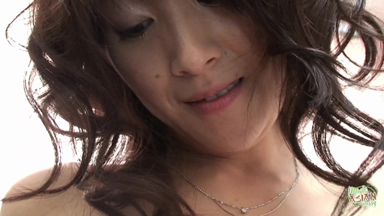 Magic Asian Pussy: This Experienced Guy Almost Drowned in Her Soaking Wet After...