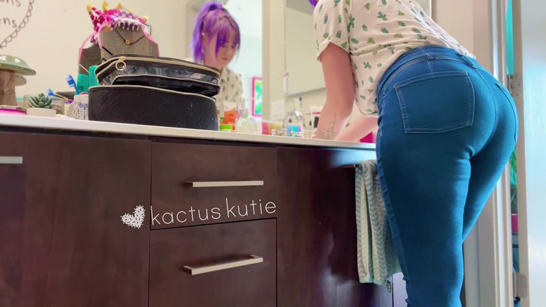 kactus kutie: Lavora da casa una pipì disperata