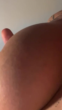 에바와 그녀의 XXL 젖꼭지