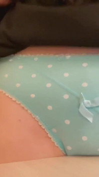 Omg! Orgasme zonder handen. Heet poesje wrijven
