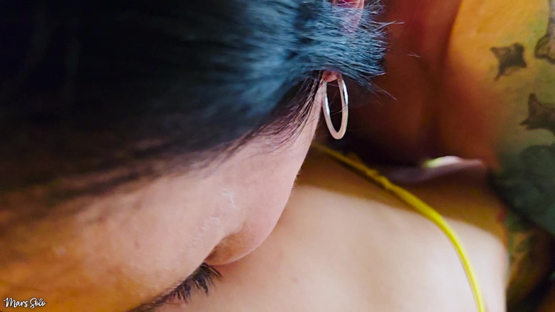 Mars solo: Primeira vez que umbigo adora pov: mars solo dá Fallon...