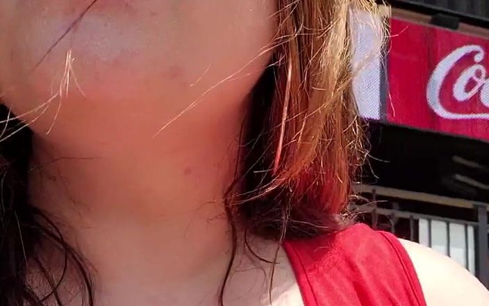 KinkyKatie: Beschloss, meinen Vibrator zum Spiel des Kardinals zu tragen! War...