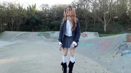 The Midnight Minx: krosadresar kolej garl sket paark stripar