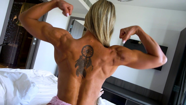 Lily Strong: Fit jezdecká kompilace 3