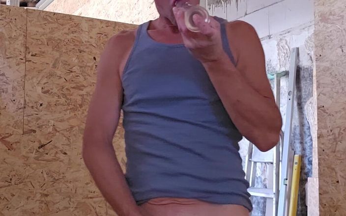 Chris_snoopy_91: Gorący dzień na budowie część 2/9 palcówka, dildo jebanie, Dildo Blowjob