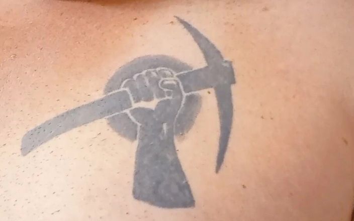Risky net media: Tutti i miei tatuaggi su di me