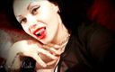 Goddess Misha Goldy: Godetevi la bellezza delle gustose labbra rosse e l&amp;#039;aspetto di...