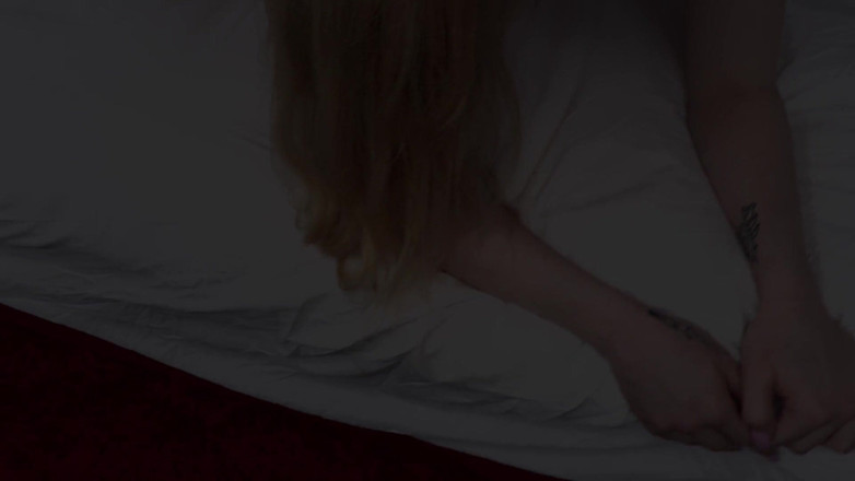 Dark X: Сногсшибательная красотка Emma Starletto принимает огромный член - Darkx