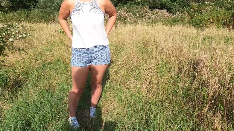 69KnkyKouple69: Kinky Couple - Outdoor Corn Field Big Ass Curvy Wife Cowgirl...