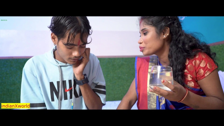 Indian Xshot: Hintli ateşli üvey kız kardeş seks! Tamam bırak gideyim
