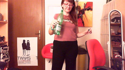 Nicoletta Embassi: Hardcore pee for you