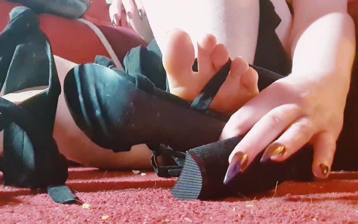 Mxtress Valleycat: 거대한 고드덱스 샌들 스톰