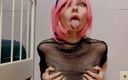 Dirty slut 666: ピンクの髪のふしだらな女春乃さくらは、ずさんなアヘ顔を見て、おっぱいを示しています
