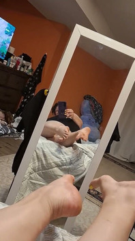My Sexy Feet Love to Play