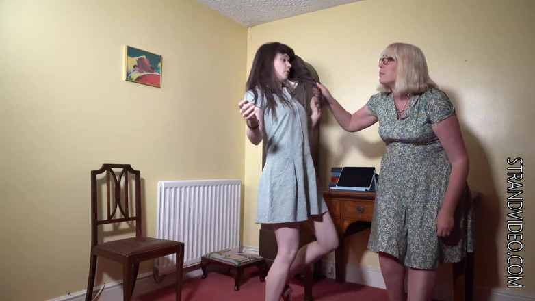 Sarah Stern: 스팽킹으로 걷기