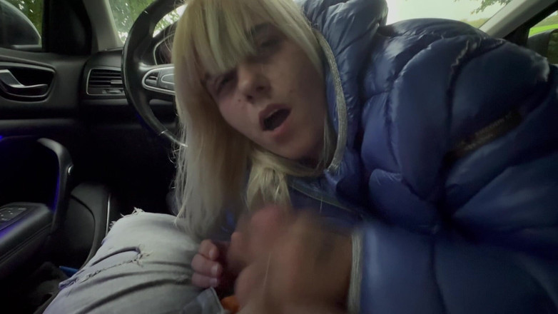 Bonieclydeerotik: Blowjob Mobil Luar Ruangan Cumshot Deep Throat Squirt Pasangan Pirang...