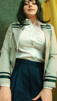 Tsuyu asui di my hero academia ti seduce con il suo grosso grasso