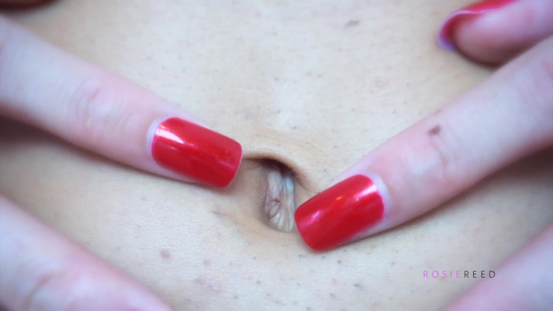 Rosie Reed: 30 Days of Bikinis: Day 10 Sexy Bellybutton in a Bikini