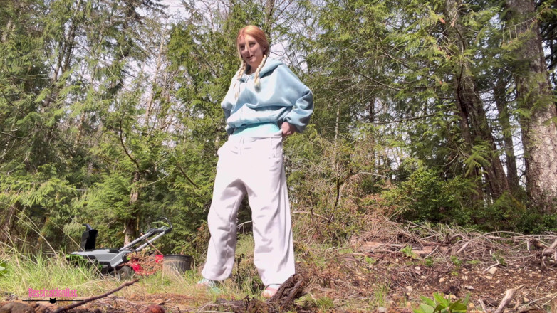 Destination Kat: April 2026 Pee Comp
