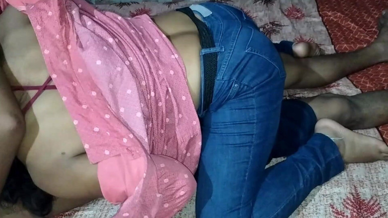 Uttar dinajpur: 德西继父与继女重口味性爱 完整电影