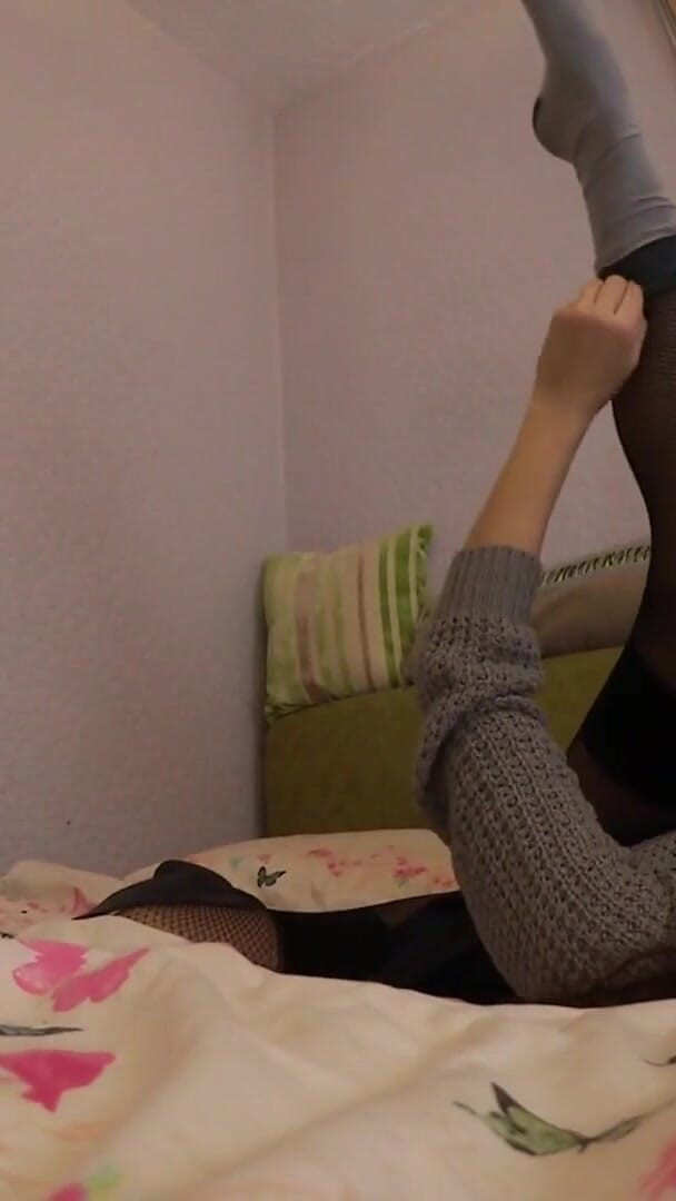 My boyfriend punched you (Sophia Smith UK) My boyfriend punched you (Sophia Smith UK)