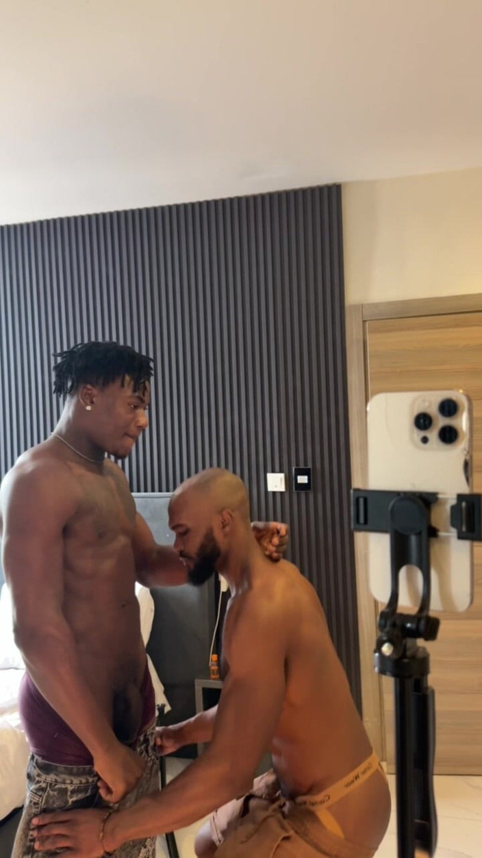 Blackthug20k: On His Knees by Choice