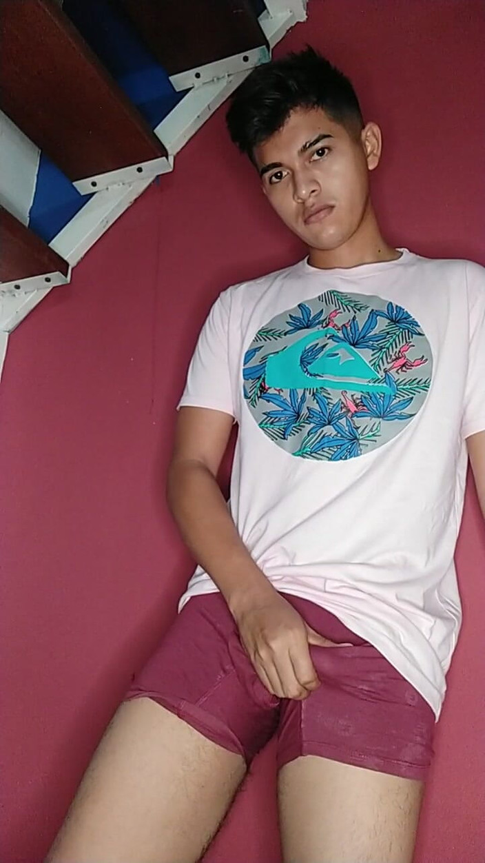 Viral boys: Alan Tokers lagi asik masturbasi di pagi hari