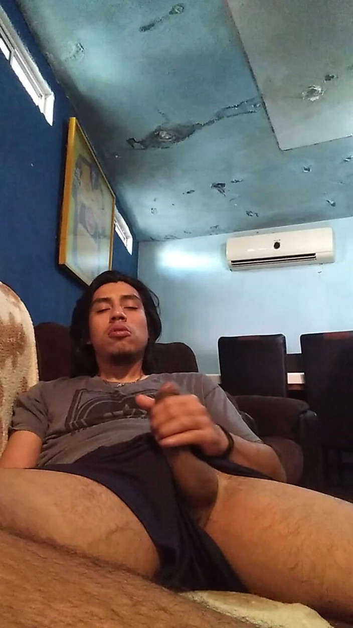 AlexAlejandro13: こんなふうに目を覚まして、彼女を私のように引っ張って