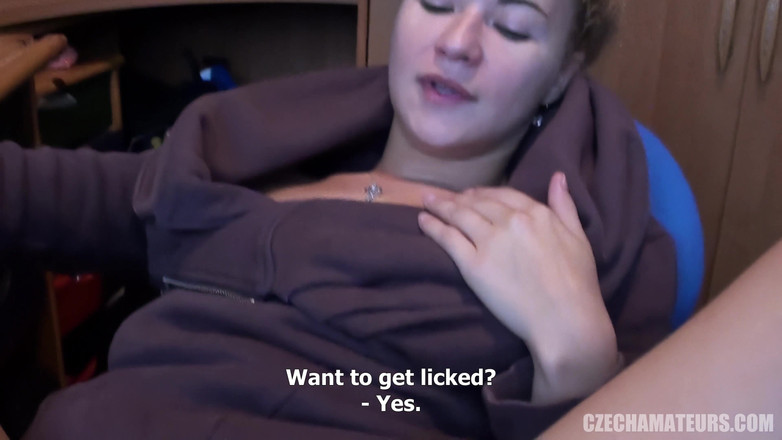 CzechAmateurs: Tante ceko amatir 96 tahun suka banget sama pantat bahenolnya