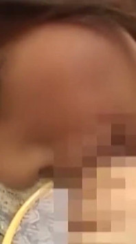 애인의 하드코어 자지를 간절히 숭배하는 젊은 유부녀