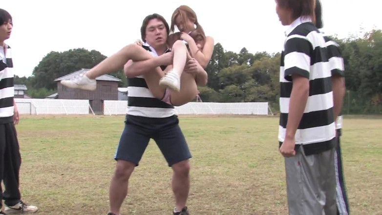 JAPAN IN LOVE: Japan Gangbang Scene-1 chudy japoński Nana Konno w orgii z...