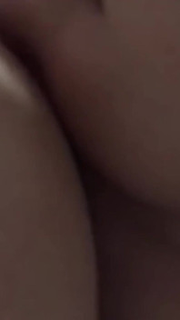 Ich mag es zu sehr, wenn mein freund mich bittet, ihm oralsex zu geben, bis er in meinem mund endet
